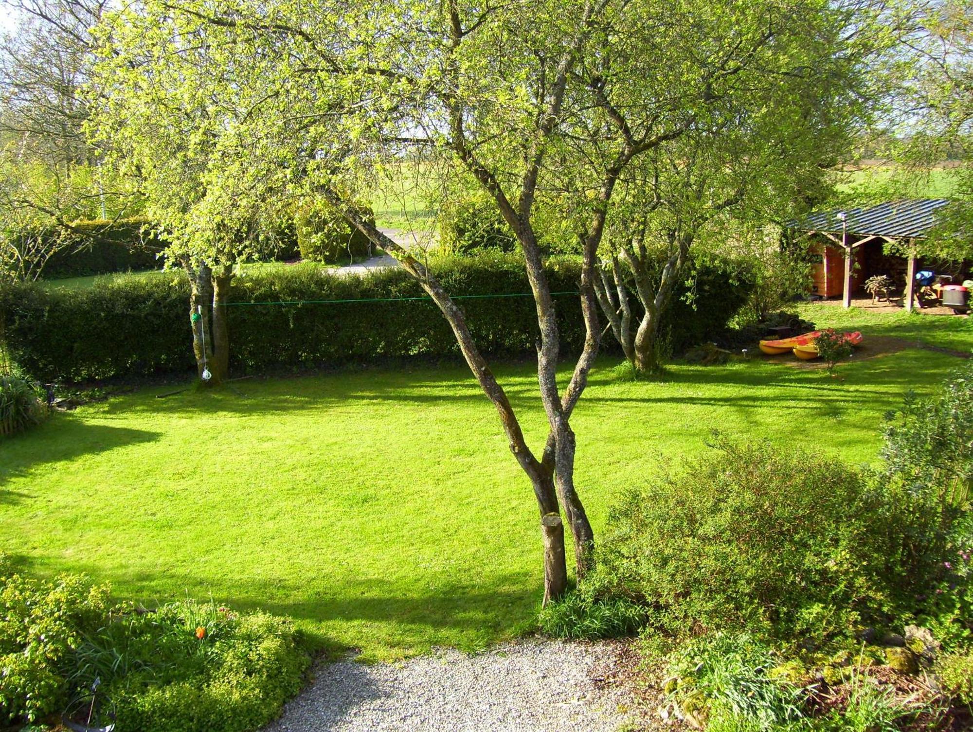 Le Boterff Gites Et Camping Saint-Mayeux Rum bild